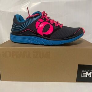 Pearl Izumi Women's Athletic Shoes - Charcoal, Blue, and Pink